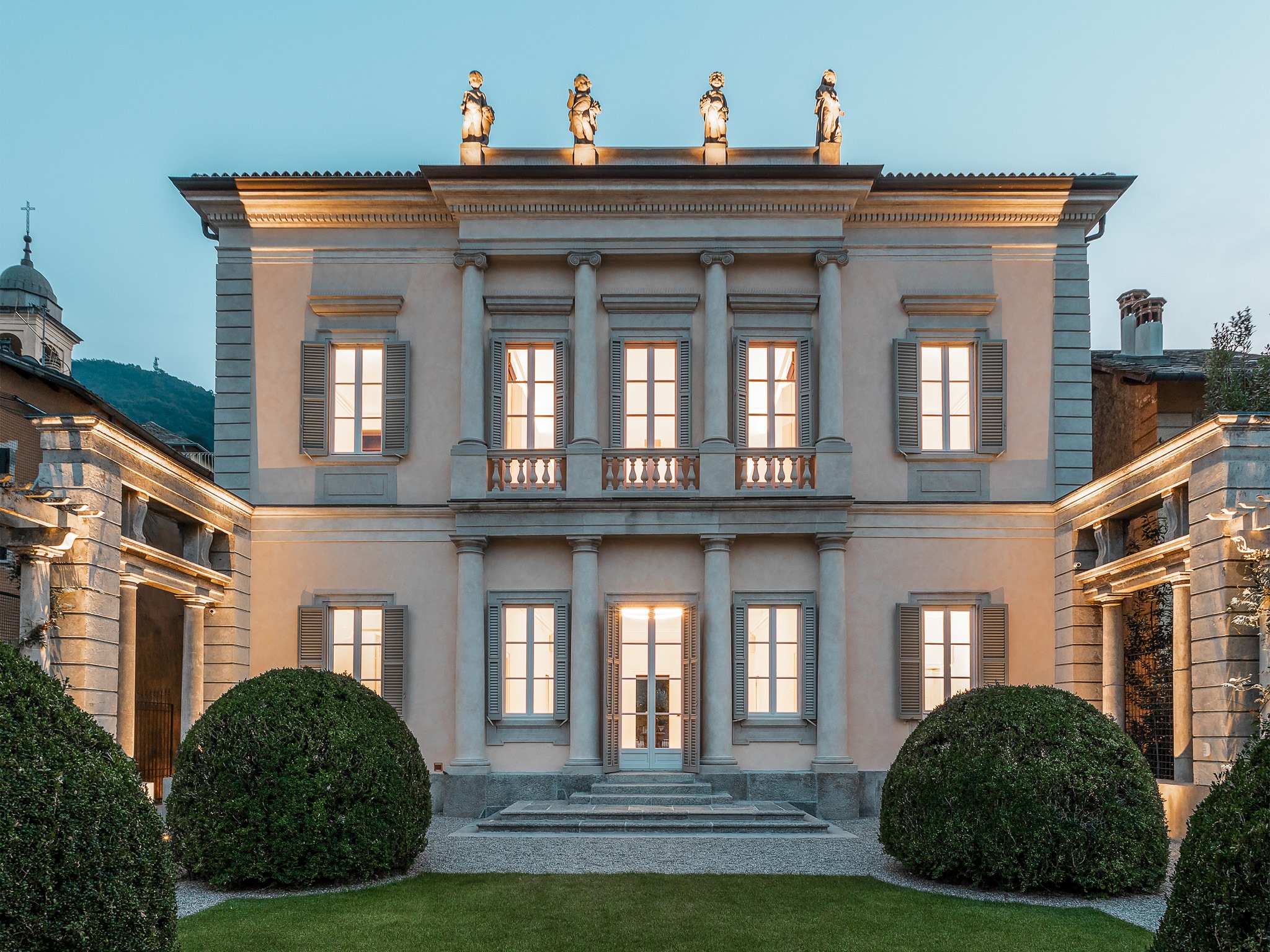 Enjoy Como 1907’s Pre-match Hospitality at the Charming Villa Carminati Resta